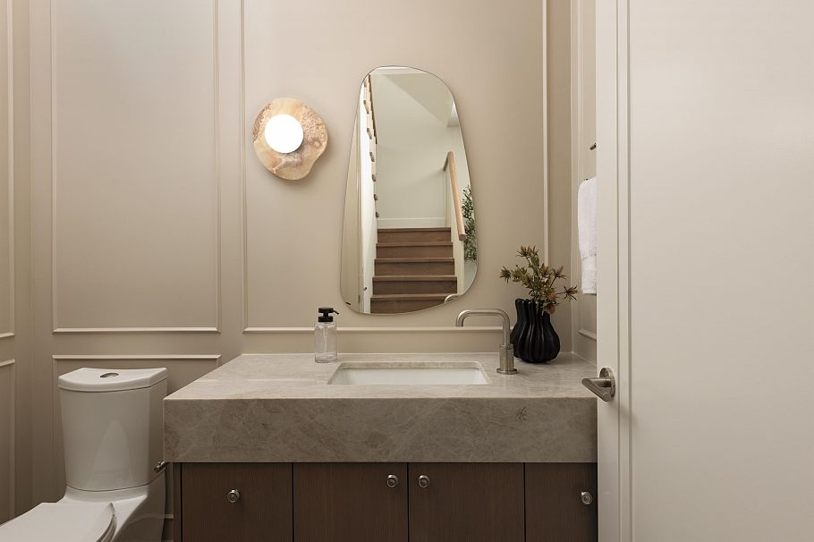 1 15 W 20th Avenue Vancouver, BC - 20