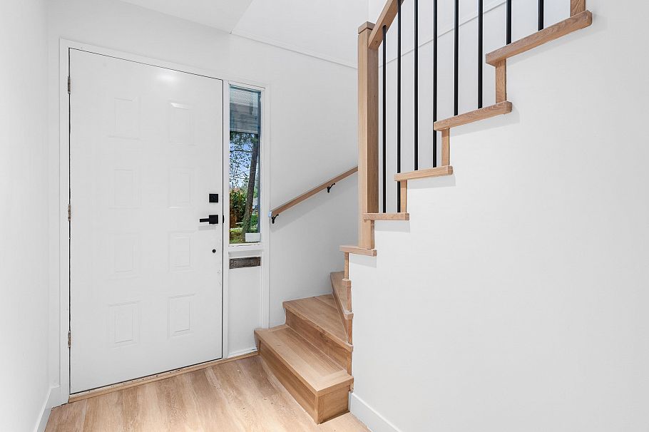 1777 Caledonia Avenue North Vancouver, BC - 23