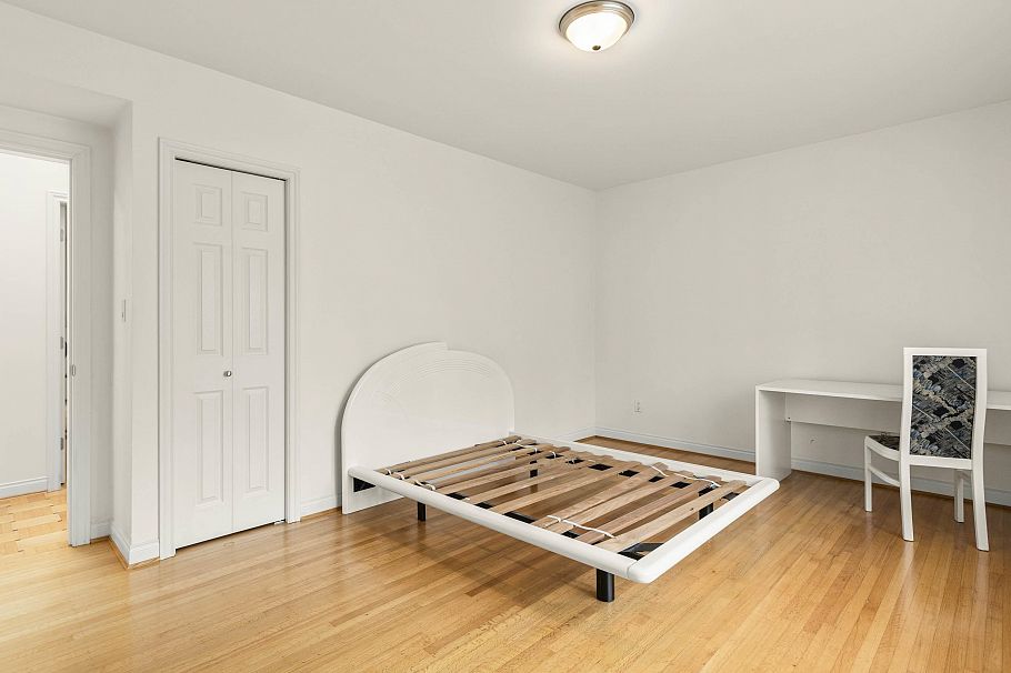 1270 W 46th Avenue Vancouver, BC - 23