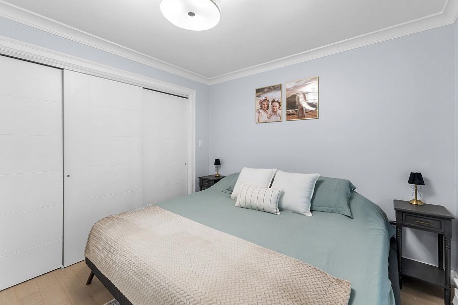 102 1500 Ostler Court North Vancouver, BC - 18