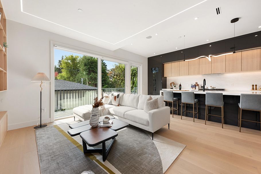 2 3232 W 38th Avenue Vancouver, BC - 5