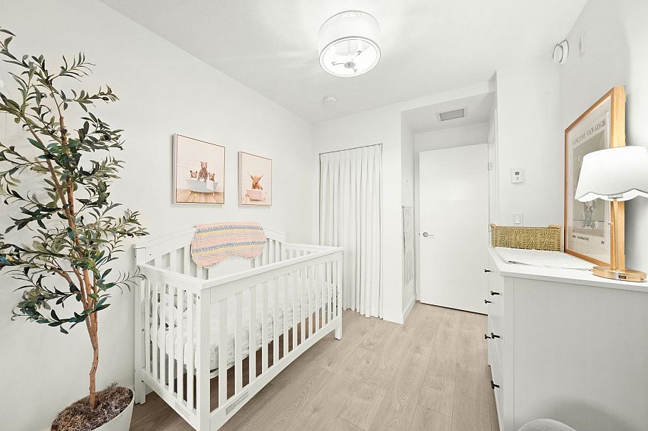 TH8 108 E 8th Street North Vancouver, BC - 21