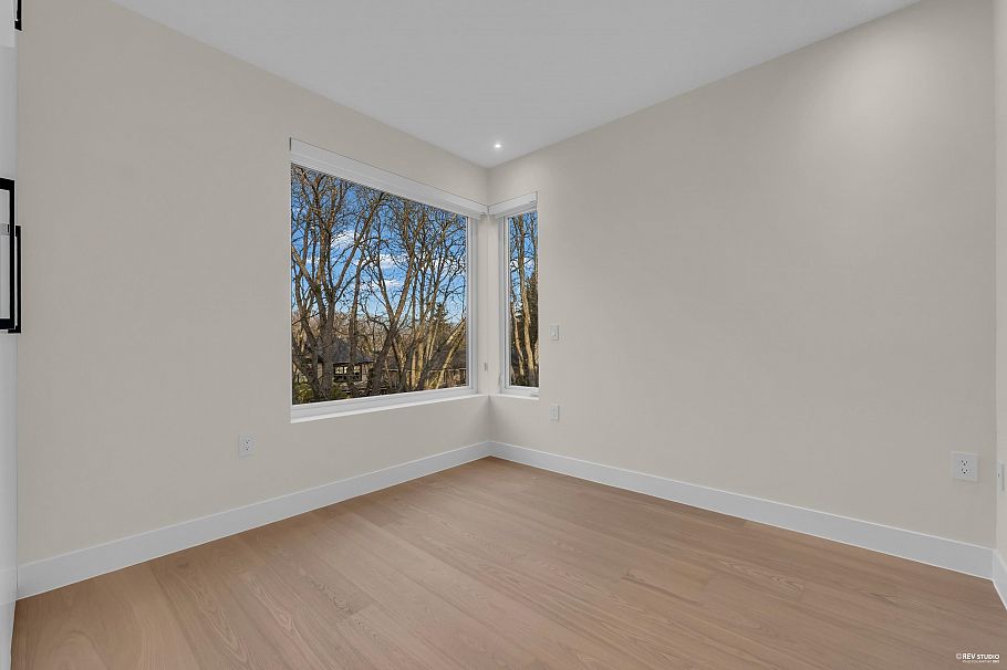 1 4150 14th W Avenue Vancouver, BC - 14