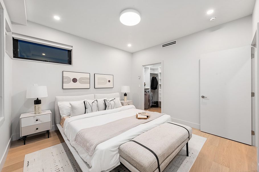 2 2635 W 12th Avenue Vancouver, BC - 22