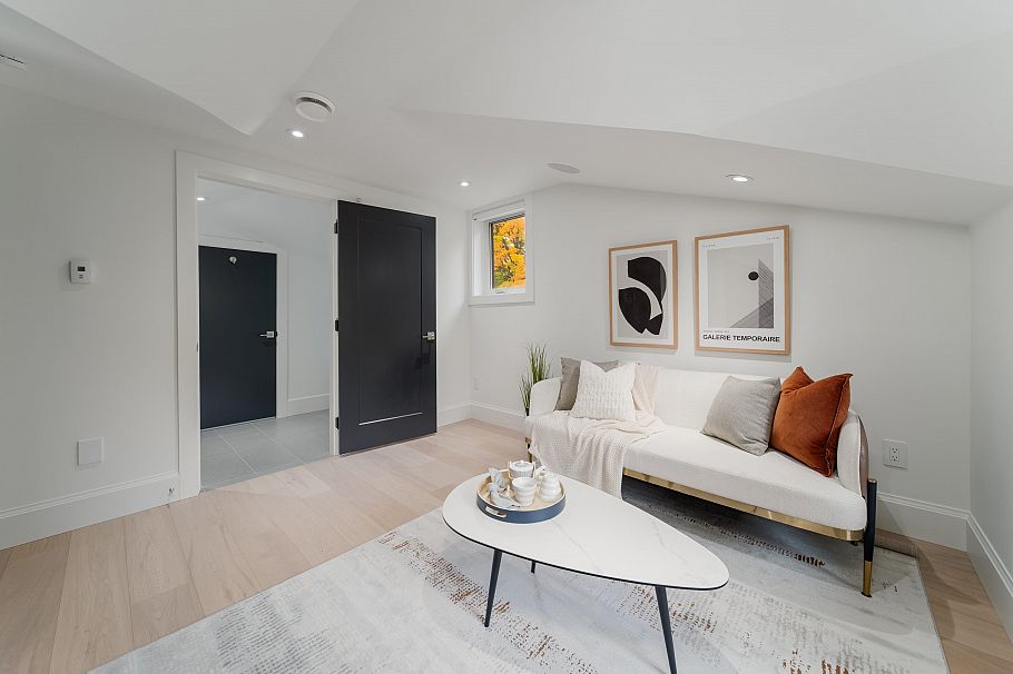 3783 W 27th Avenue Vancouver, BC - 34