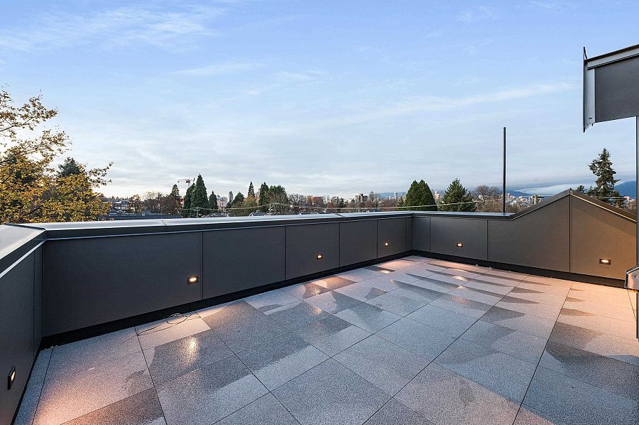 2 275 W 17th Avenue Vancouver, BC - 8