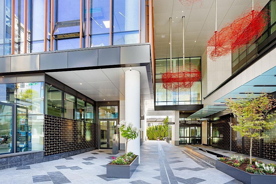 703 135 E 13th Street North Vancouver, BC - 2