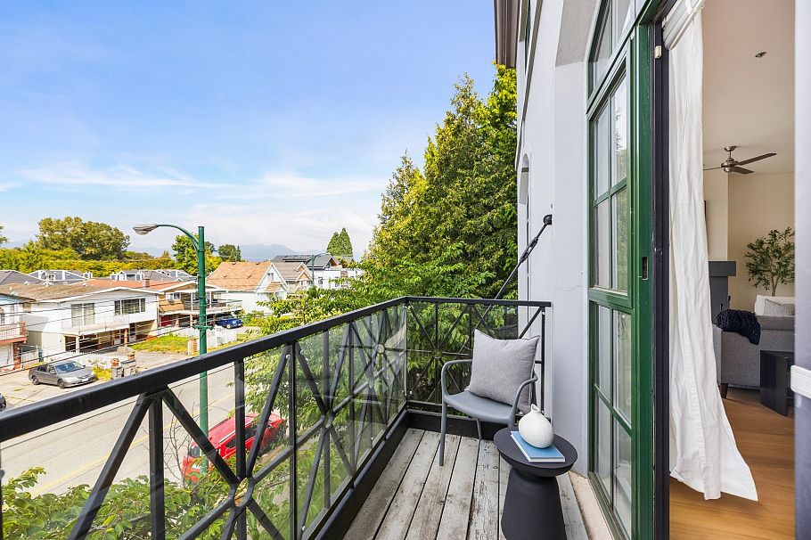 202 4590 Earles Street Vancouver, BC - 21