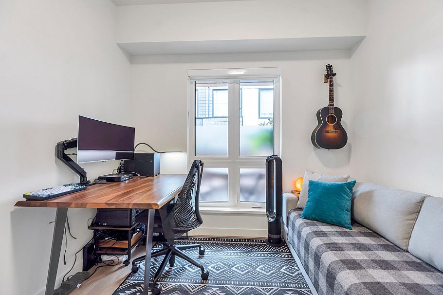 #146 545 E 2nd Street North Vancouver, BC - 20