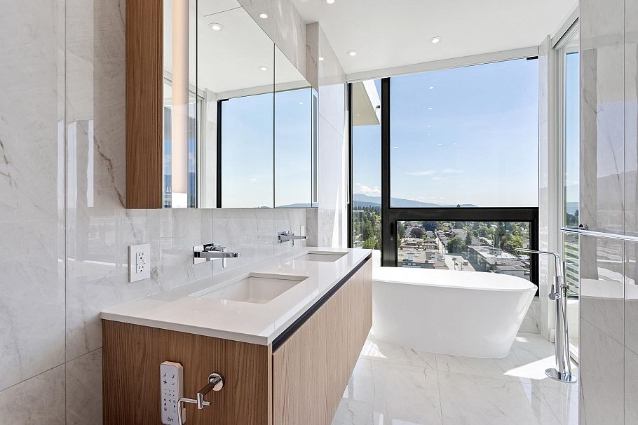 1602 135 E 13th Street North Vancouver, BC - 18