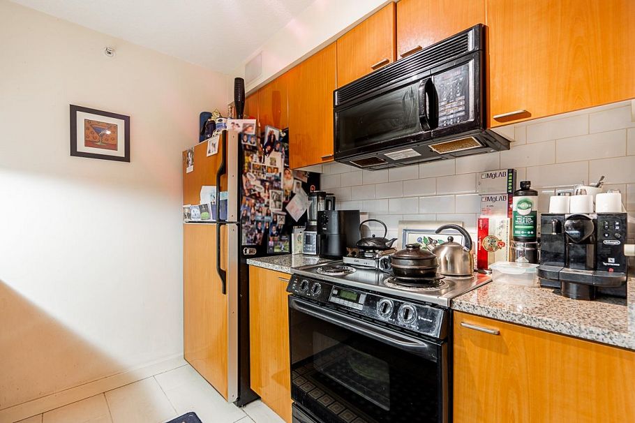 1807 1200 W Georgia Street Vancouver, BC - 11