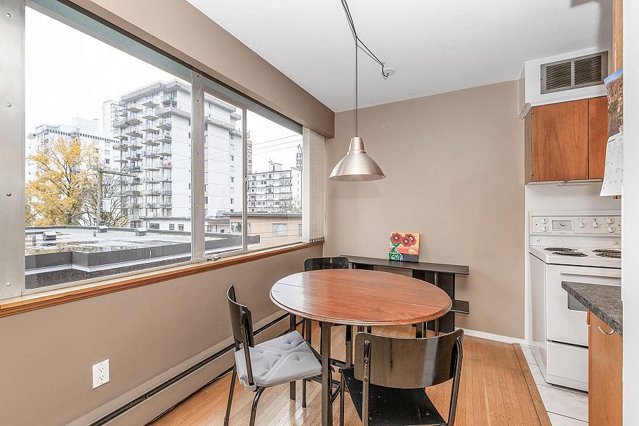 401 1315 Cardero Street Vancouver, BC - 9