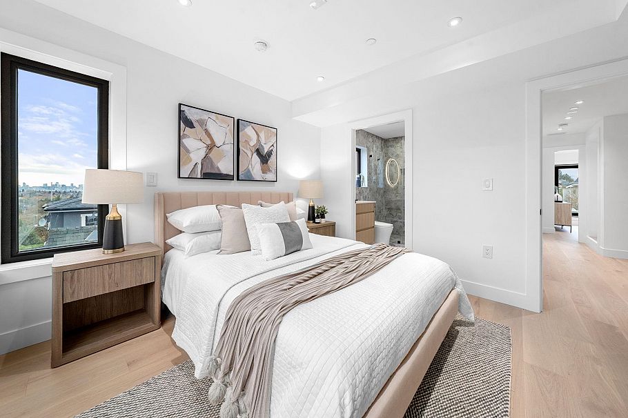 3679 Pandora Street Vancouver, BC - 22