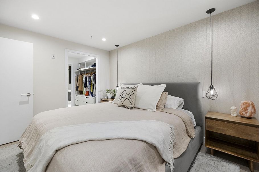 211 1961 Collingwood Street Vancouver, BC - 24