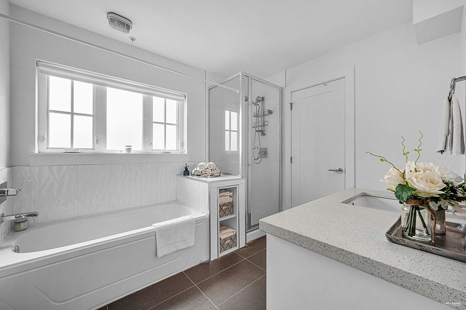 333 E 7th Avenue Vancouver, BC - 18