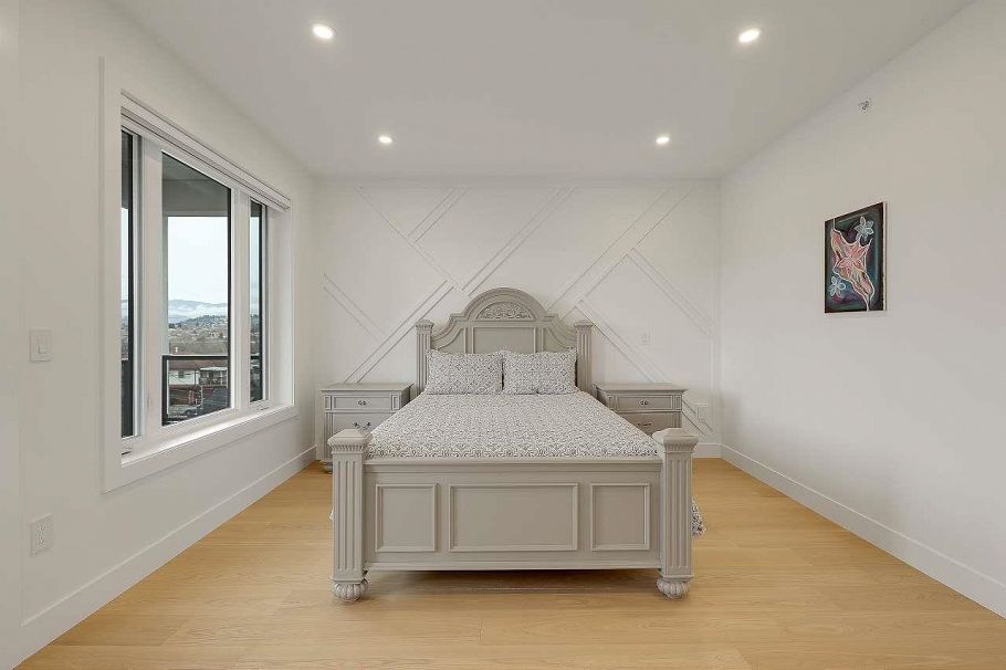 3073 E 3rd Avenue Vancouver, BC - 20