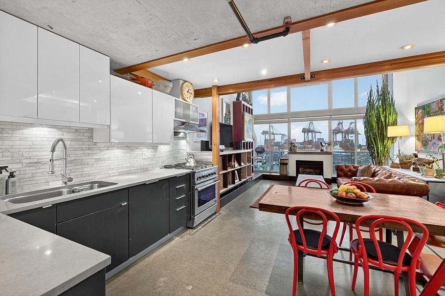 403 289 Alexander Street Vancouver, BC - 8