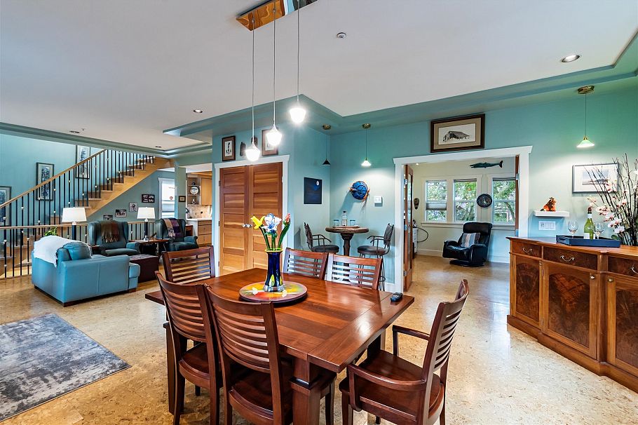 419 E 23rd Avenue Vancouver, BC - 4