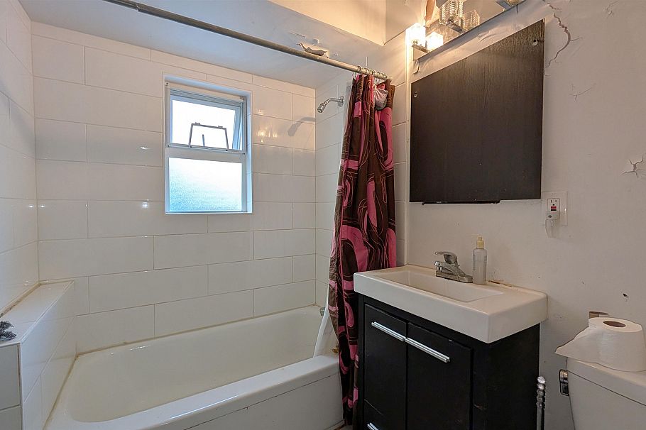 101 1075 W 13th Avenue Vancouver, BC - 13