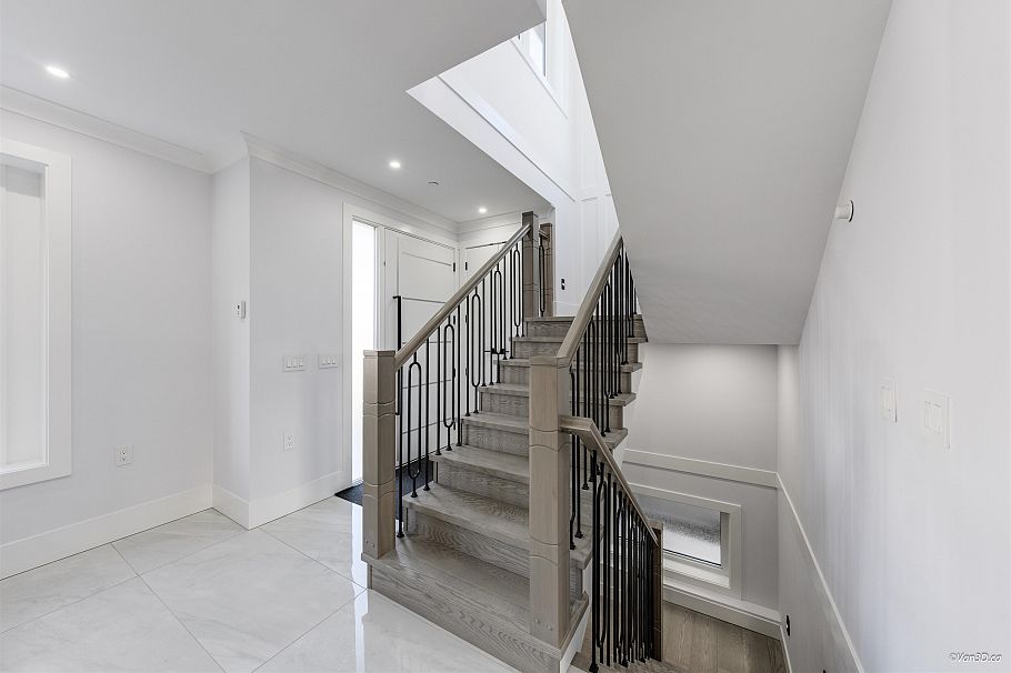 1 926 E 58th Avenue Vancouver, BC - 21