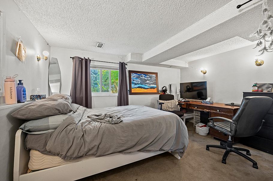 3579 W 18th Avenue Vancouver, BC - 30