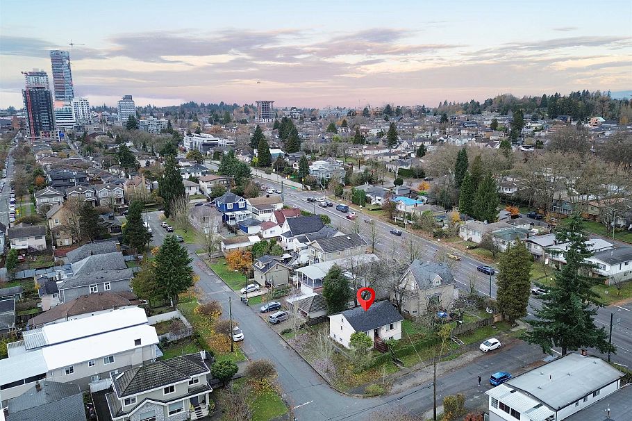 5765 Quebec Street Vancouver, BC - 14