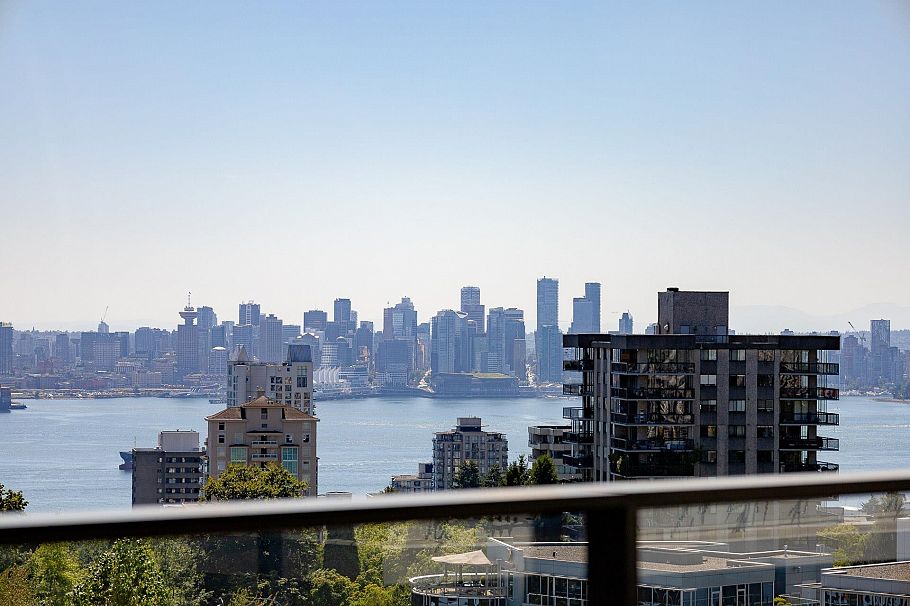 703 135 E 13th Street North Vancouver, BC - 11