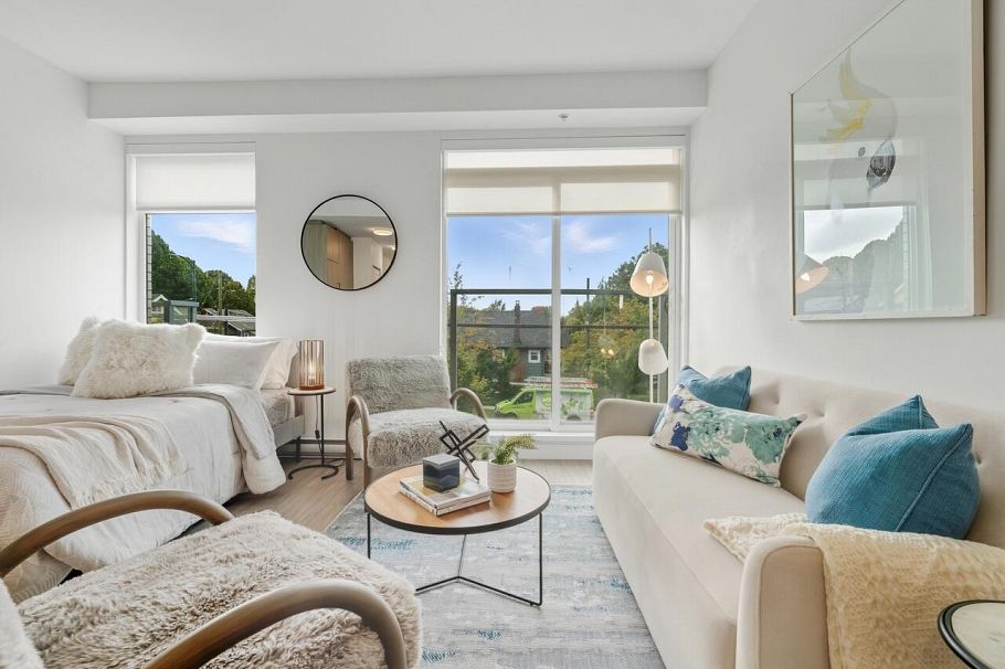 208 2408 Grant Street Vancouver, BC - 11