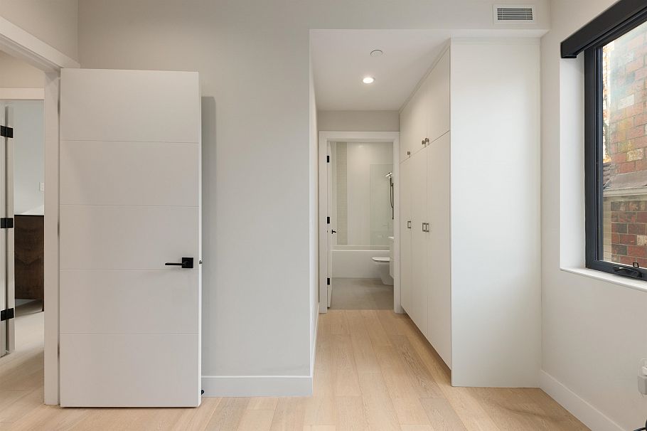 2939 W 15th Avenue Vancouver, BC - 28