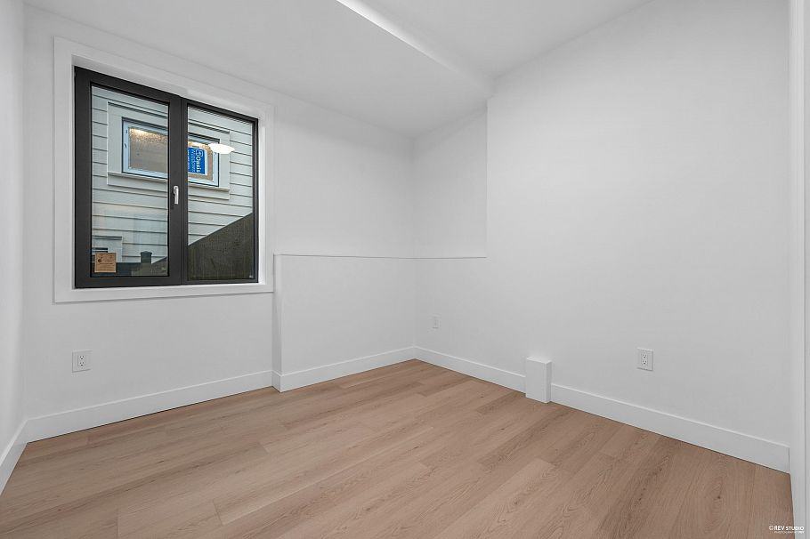 2 262 E 65th Avenue Vancouver, BC - 15