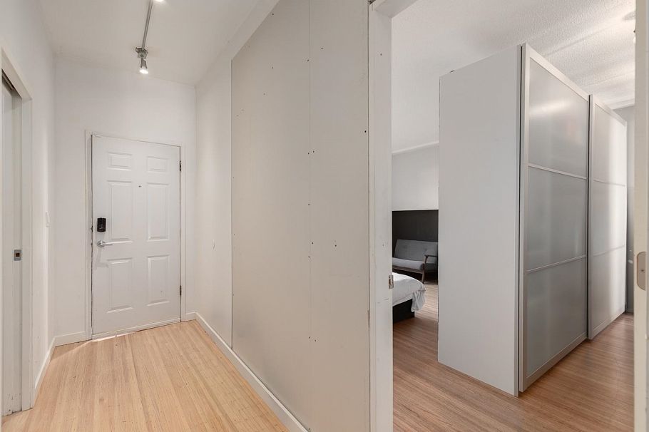 1636 Frances Street Vancouver, BC - 8