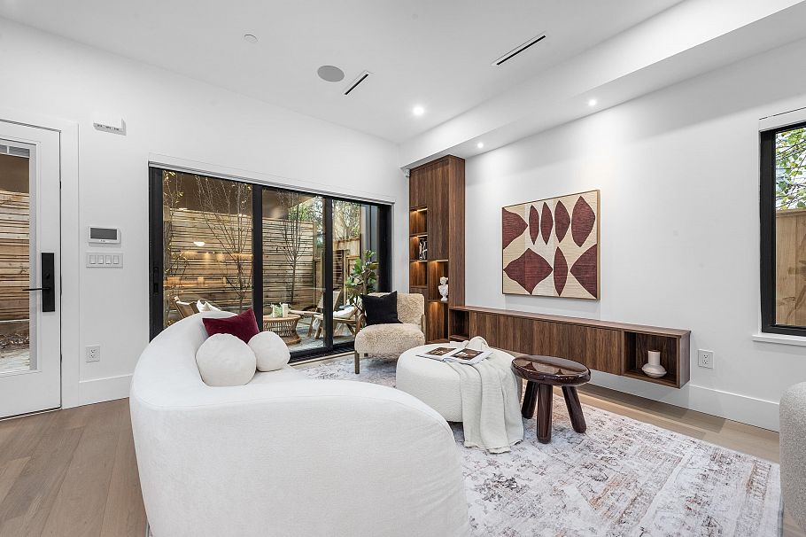 2 273 W 17th Avenue Vancouver, BC - 11