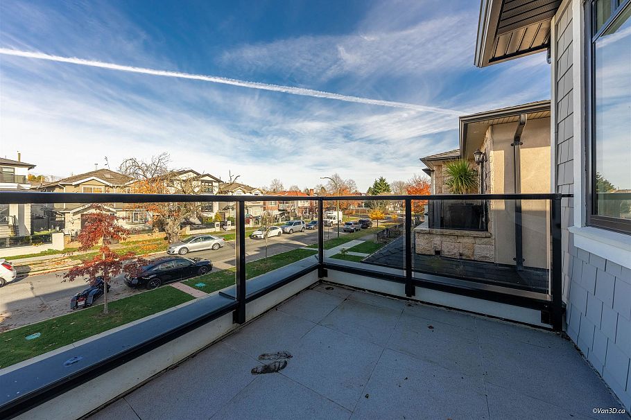 1 926 E 58th Avenue Vancouver, BC - 32