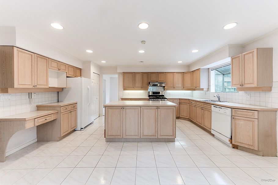 6633 Montgomery Street Vancouver, BC - 12