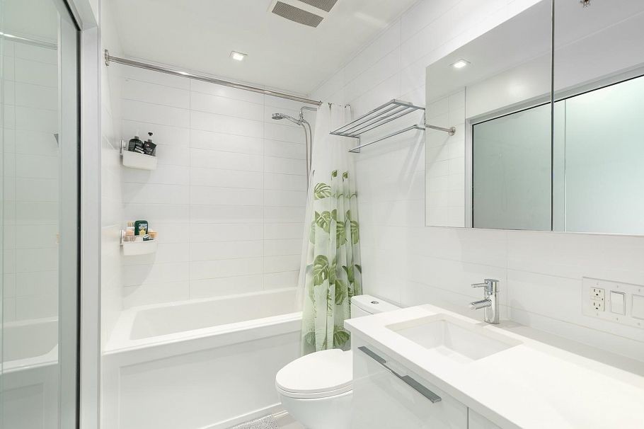 227 108 E 1st Avenue Vancouver, BC - 14