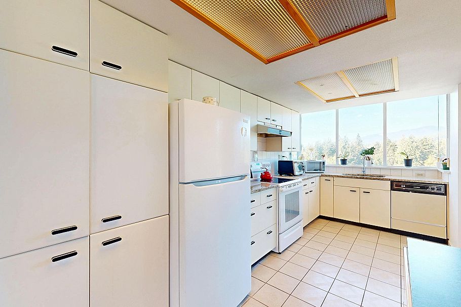 1005 995 Roche Point Drive North Vancouver, BC - 9