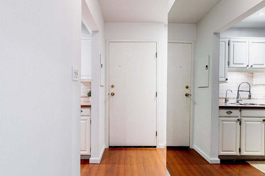 319 206 E 15th Street North Vancouver, BC - 16