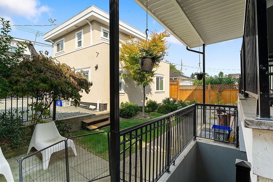 339 E 63rd Avenue Vancouver, BC - 15