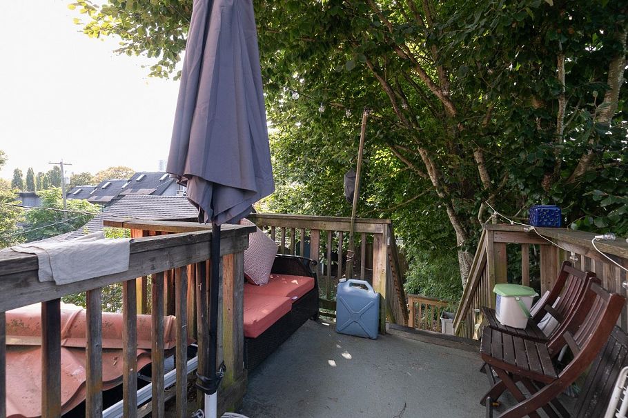 928 E 17th Avenue Vancouver, BC - 20