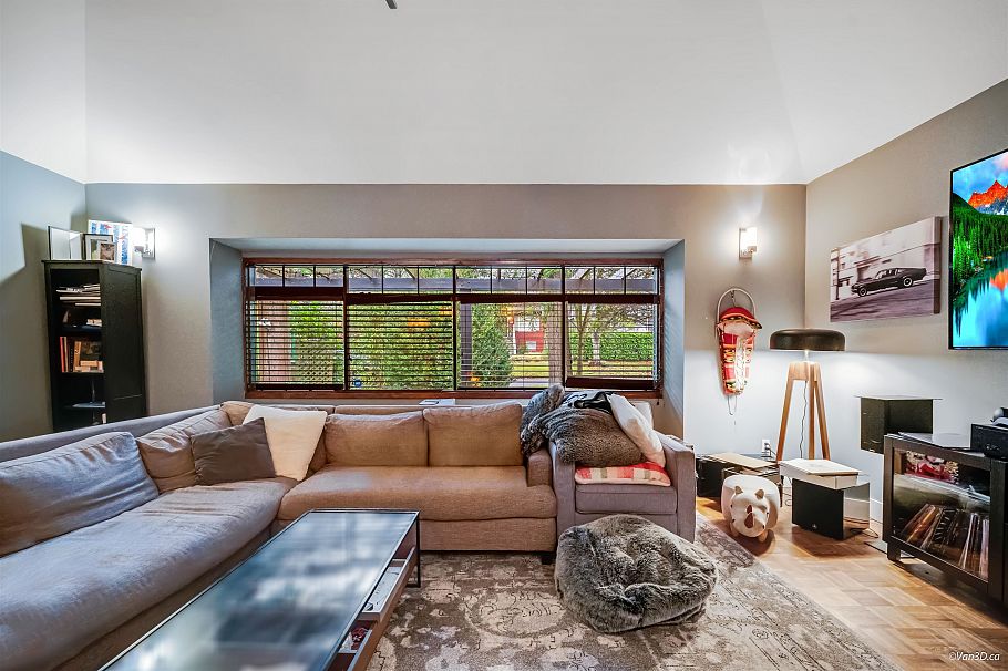 3758 W 35th Avenue Vancouver, BC - 7