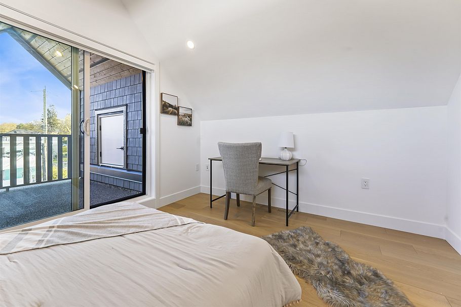 2 1322 E 13th Avenue Vancouver, BC - 29