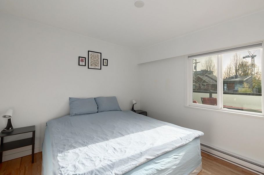 1636 Frances Street Vancouver, BC - 25