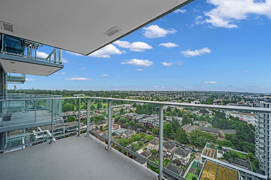 2205 8031 Nunavut Lane Vancouver, BC - 17