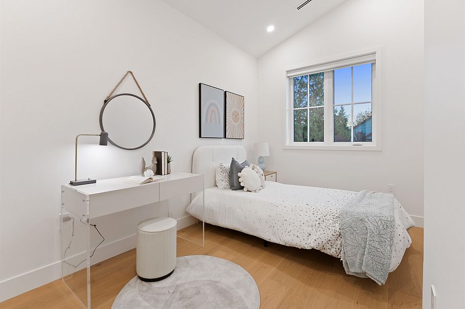 1 1765 Graveley Street Vancouver, BC - 26