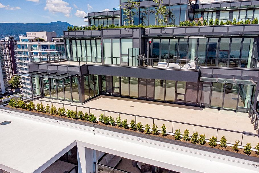 1602 135 E 13th Street North Vancouver, BC - 27