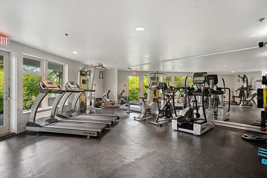 2953 Wall Street Vancouver, BC - 40