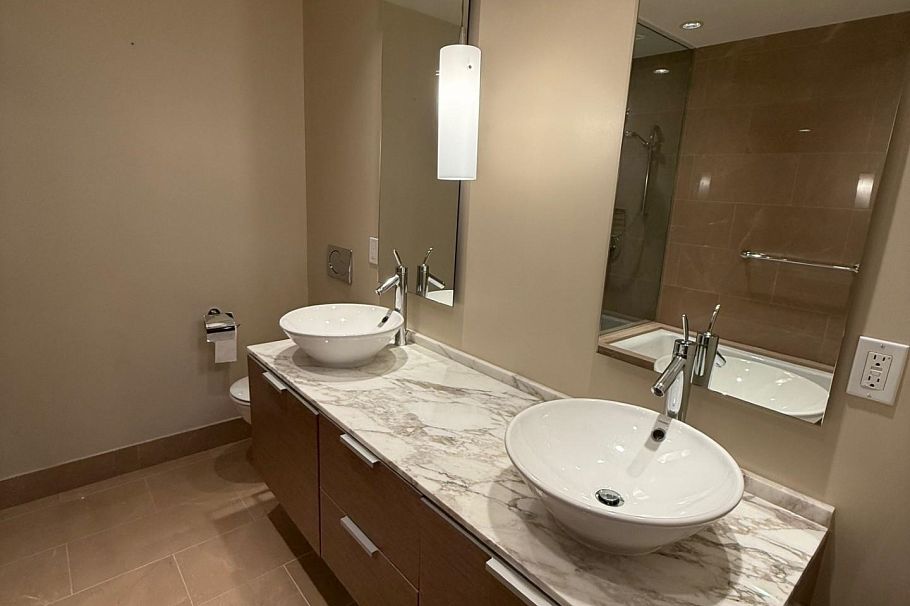 4005 1111 Alberni Street Vancouver, BC - 9