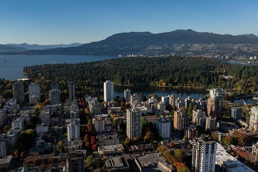 1056 Nicola Street Vancouver, BC - 21