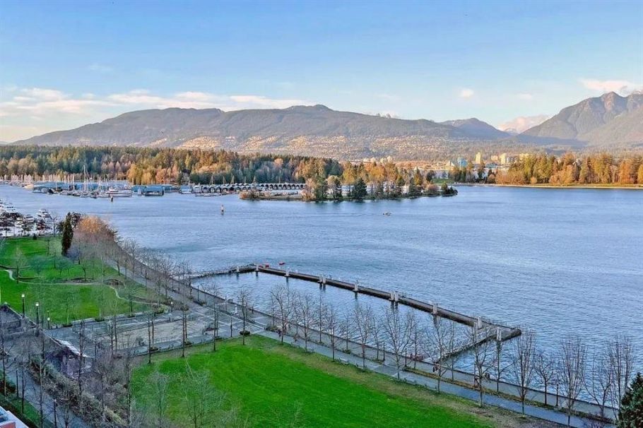 1001 1139 W Cordova Street Vancouver, BC - 11