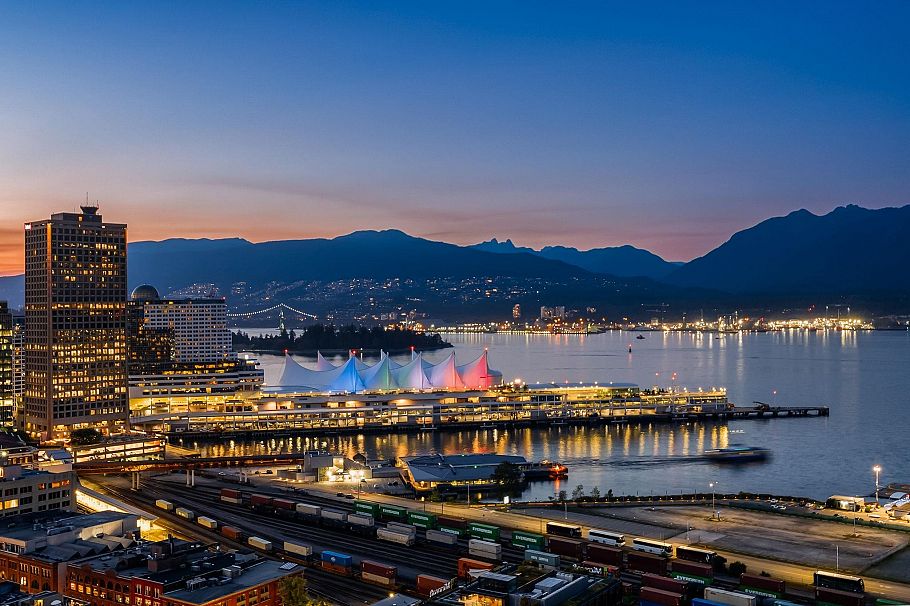 2709 108 W Cordova Street Vancouver, BC - 1